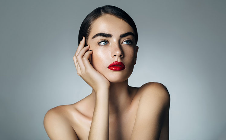 Model with smooth skin 