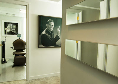 PFrank MD - Office - Hall